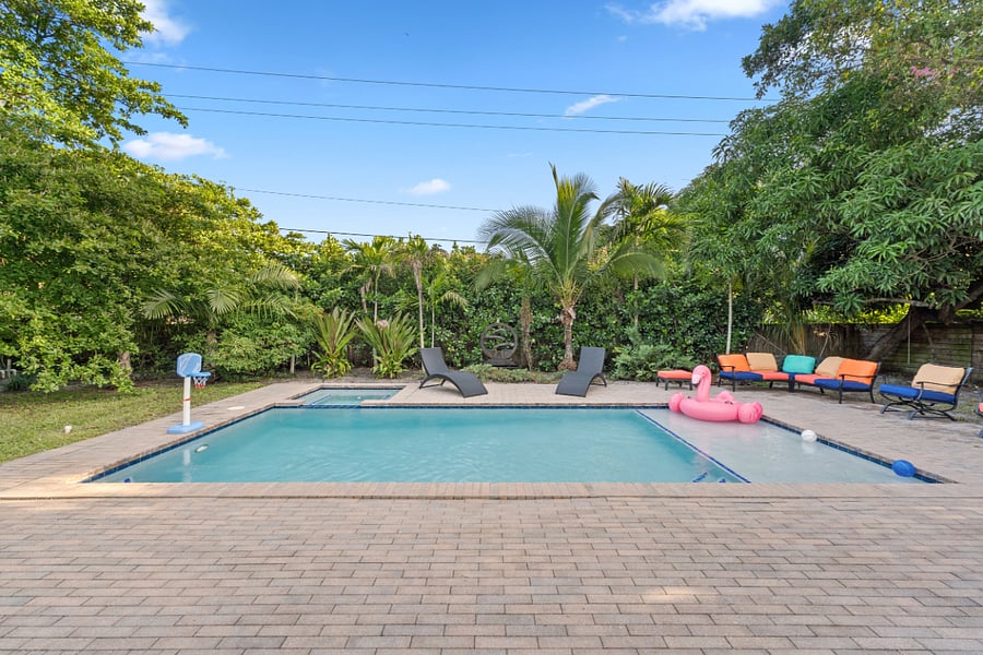 Furnished Finder property 898931_1 photo 14