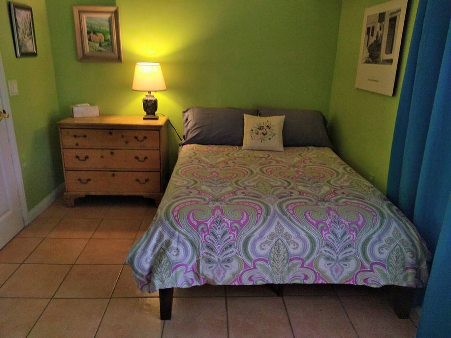 Second bedroom with double bed