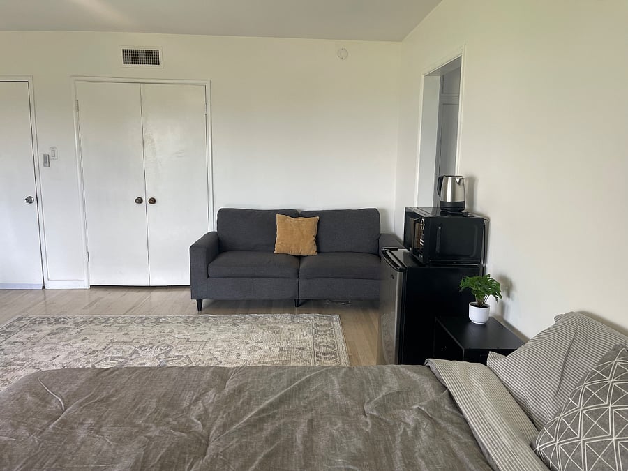 Furnished Finder property 898966_1 photo 3