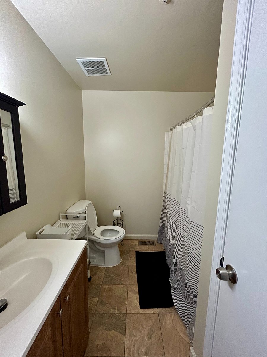 Secondary Bath