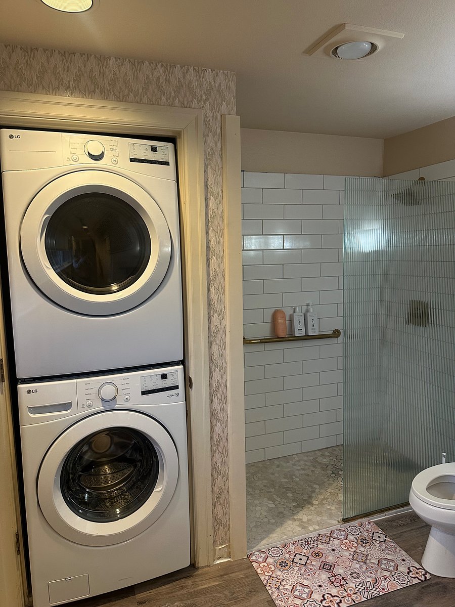 Furnished Finder property 899038_1 photo 6