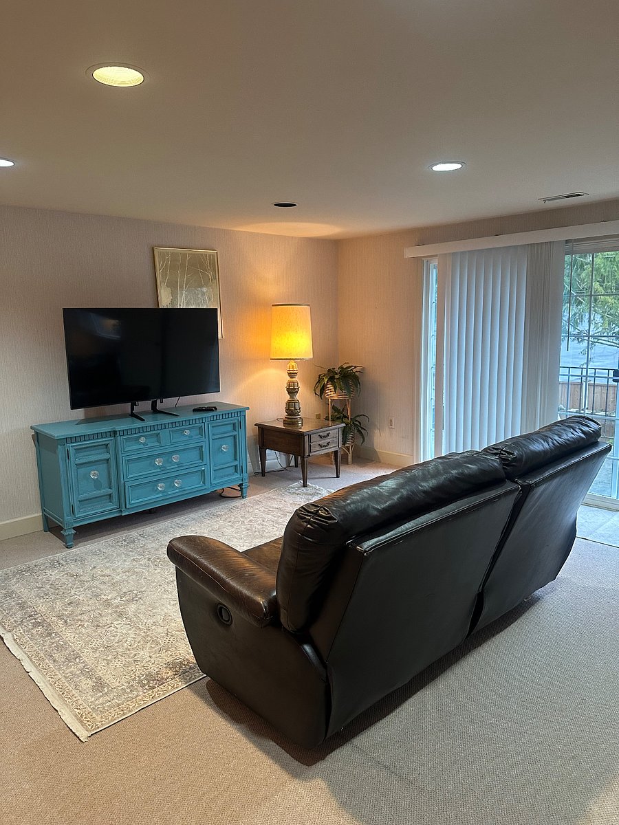 Furnished Finder property 899038_1 photo 3