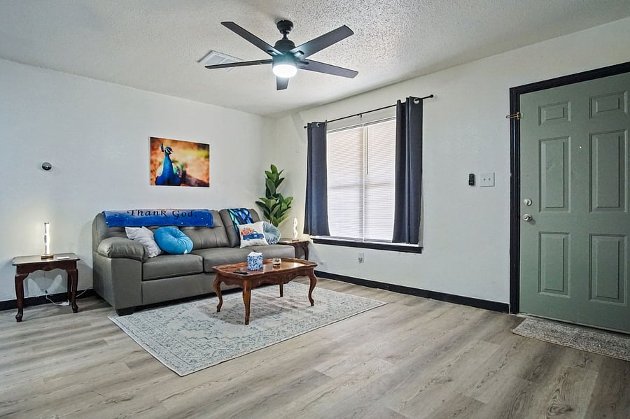 Furnished Finder property 899061_1 photo 10
