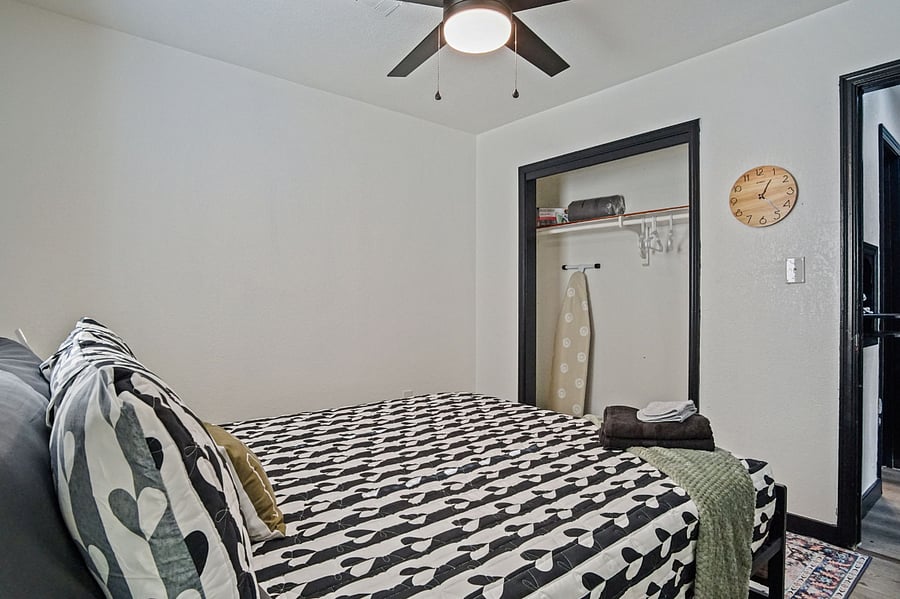 Furnished Finder property 899061_1 photo 22