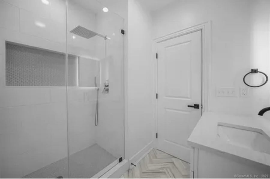 Furnished Finder property 899111_1 photo 5