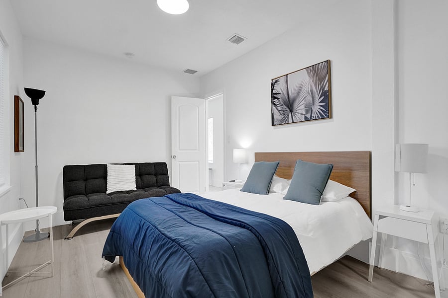 Furnished Finder property 899112_1 photo 11