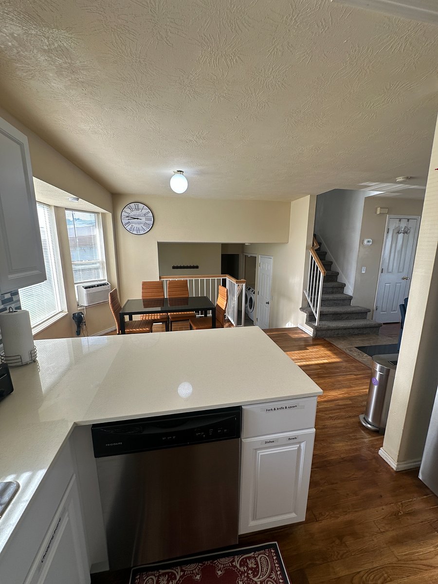 Furnished Finder property 899119_1 photo 15