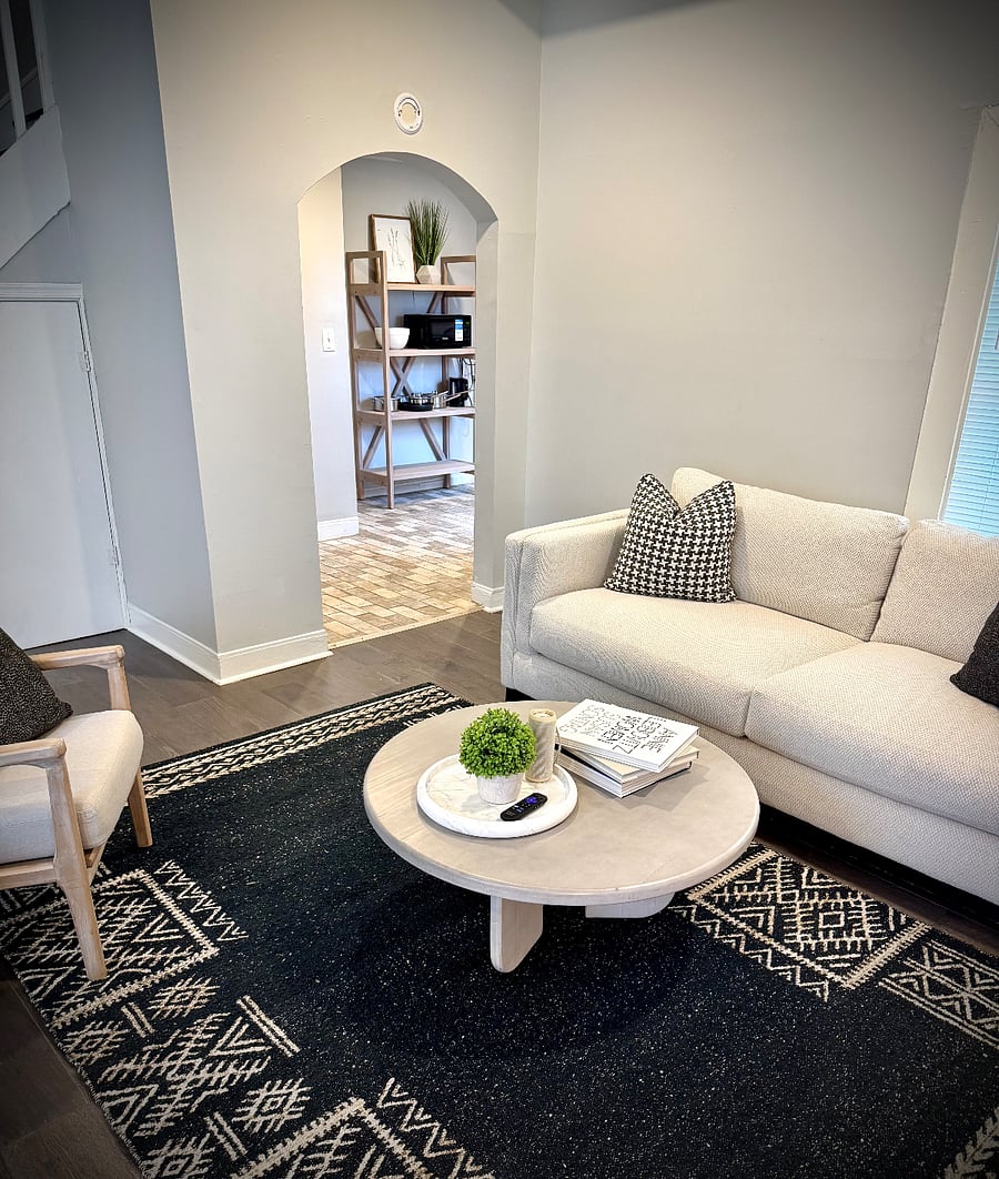Furnished Finder property 899133_1 photo 13