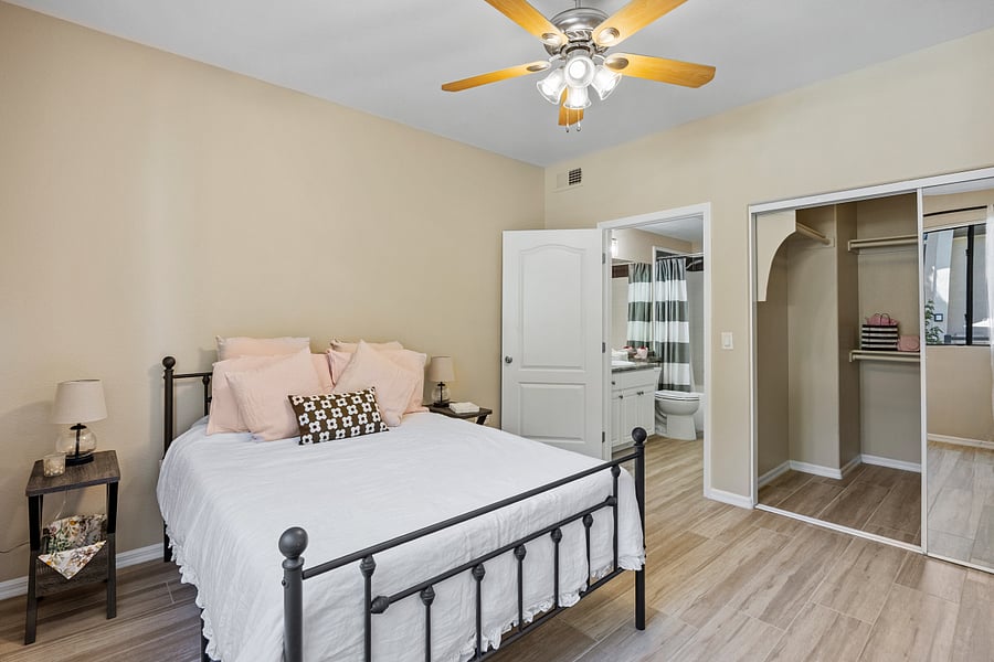 Furnished Finder property 899137_1 photo 24
