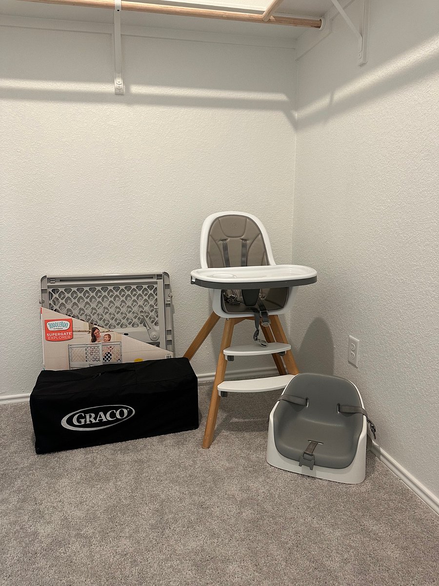 Baby gate, high chair, booster seat, and pack-n-play with extra sheets available for families with young children.