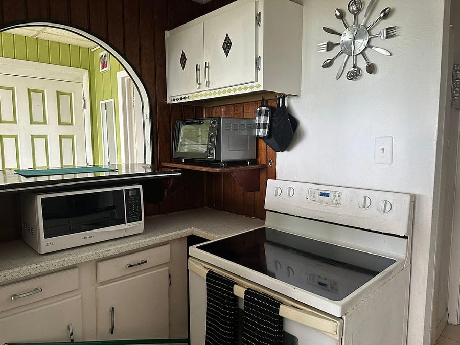 Furnished Finder property 899158_1 photo 13