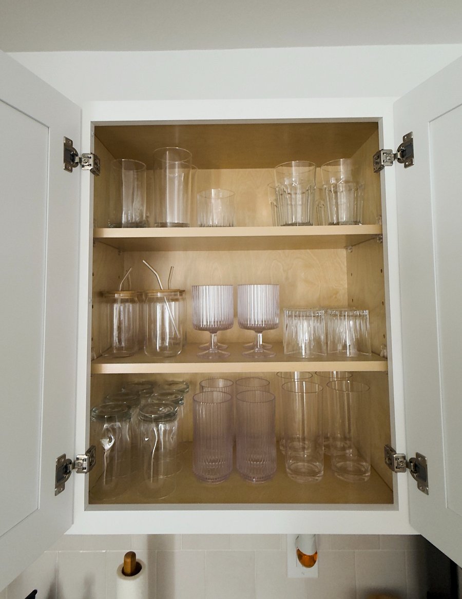 Fully stocked on dish ware. 