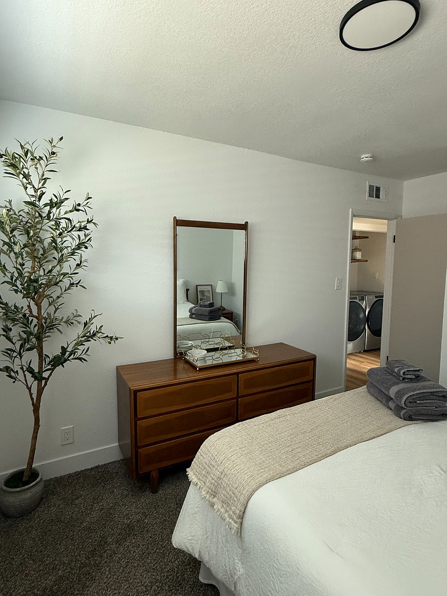 Furnished Finder property 899172_1 photo 6