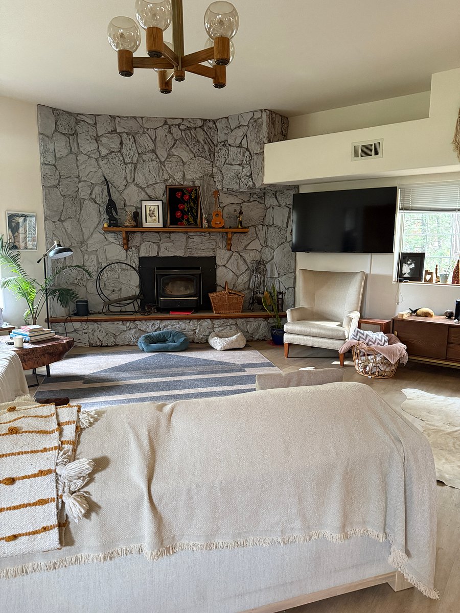 Furnished Finder property 899185_1 photo 9