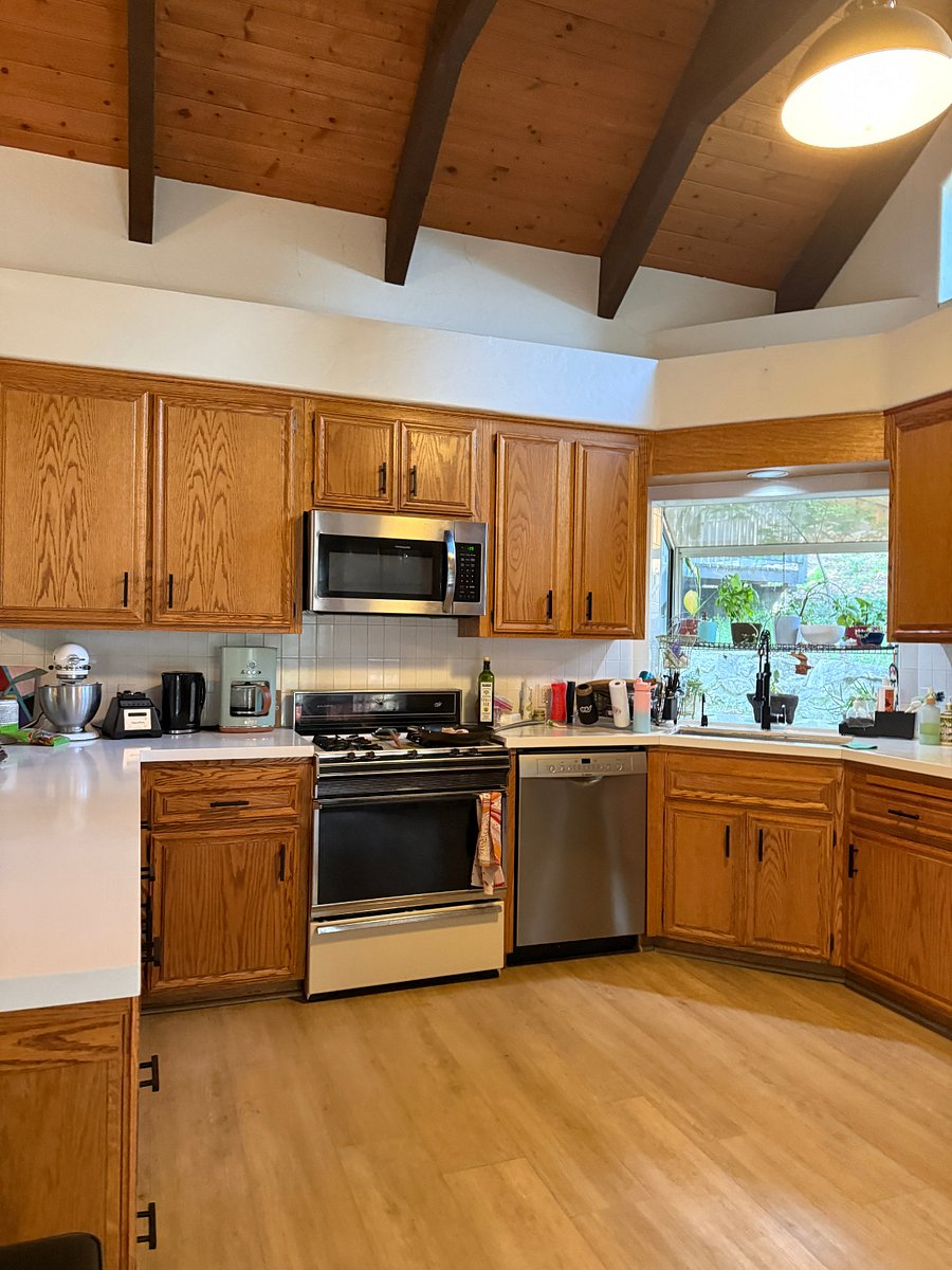 Furnished Finder property 899185_1 photo 12