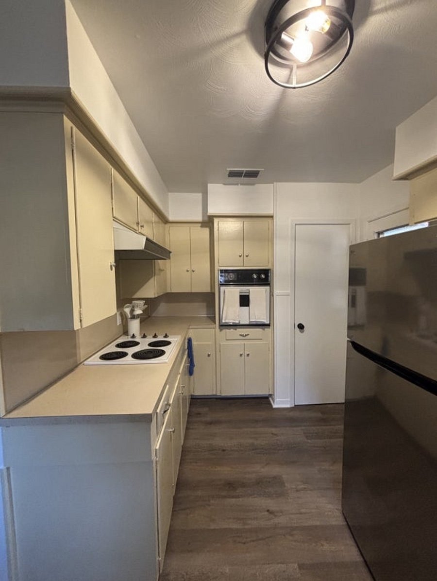 Kitchen. Fully electric