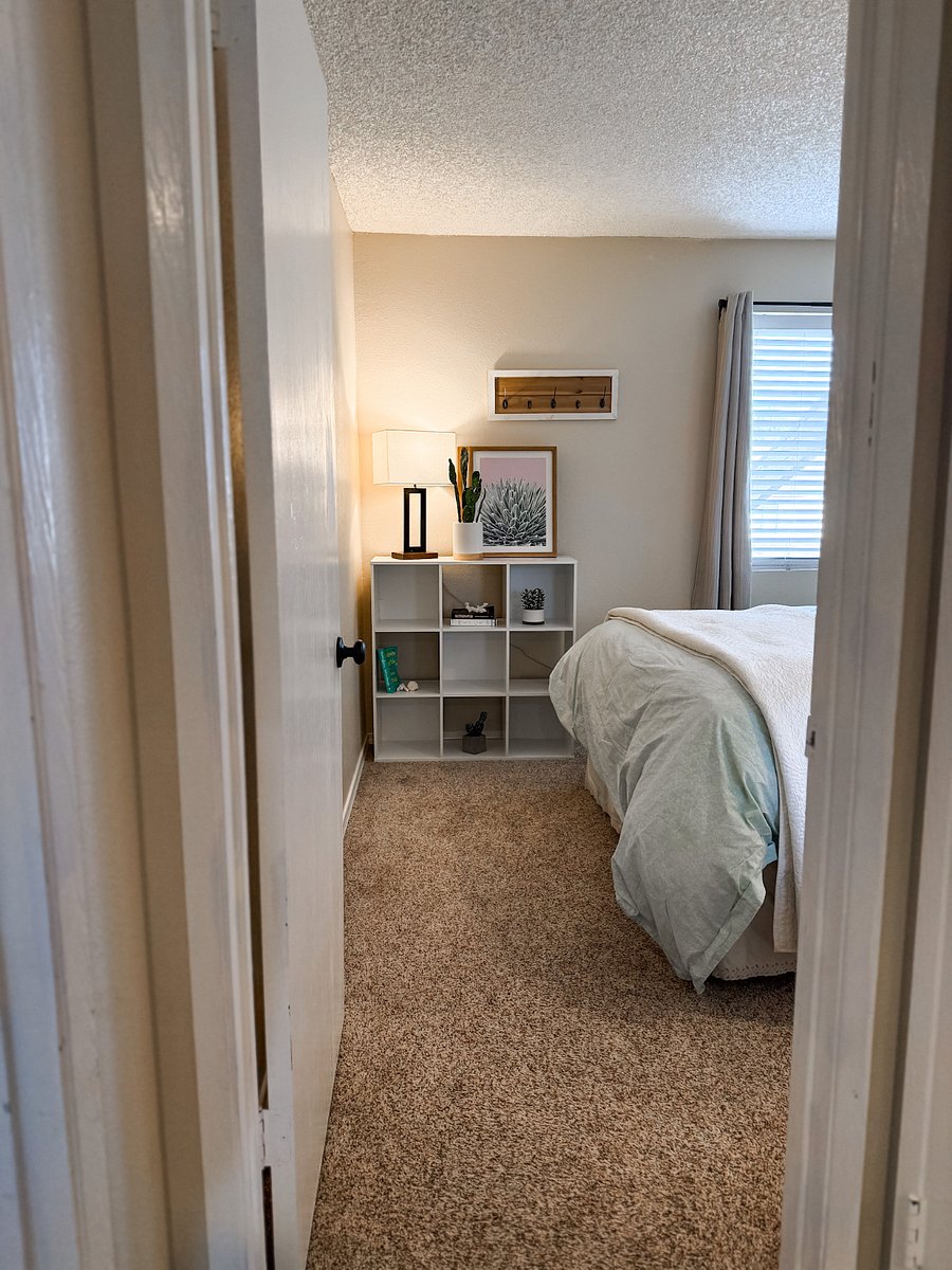 Furnished Finder property 899201_1 photo 11