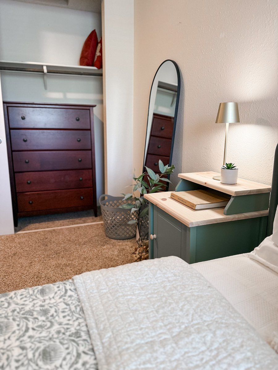 Furnished Finder property 899201_1 photo 14