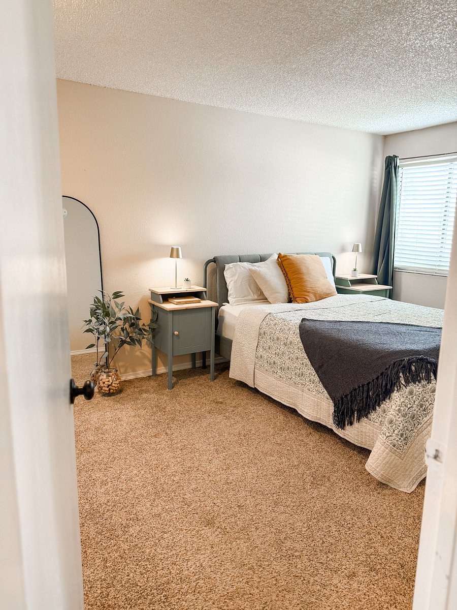 Furnished Finder property 899201_1 photo 8