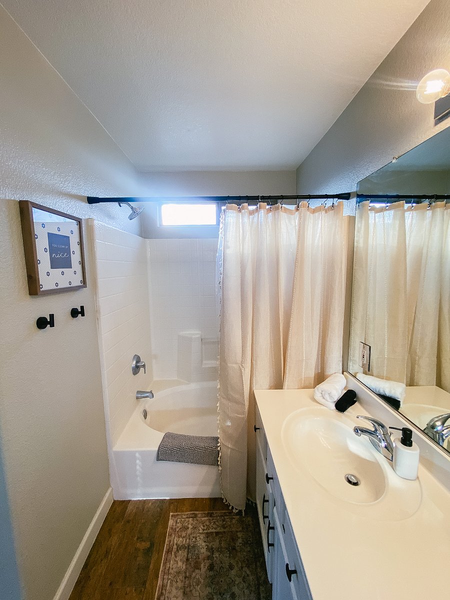 Furnished Finder property 899205_1 photo 22