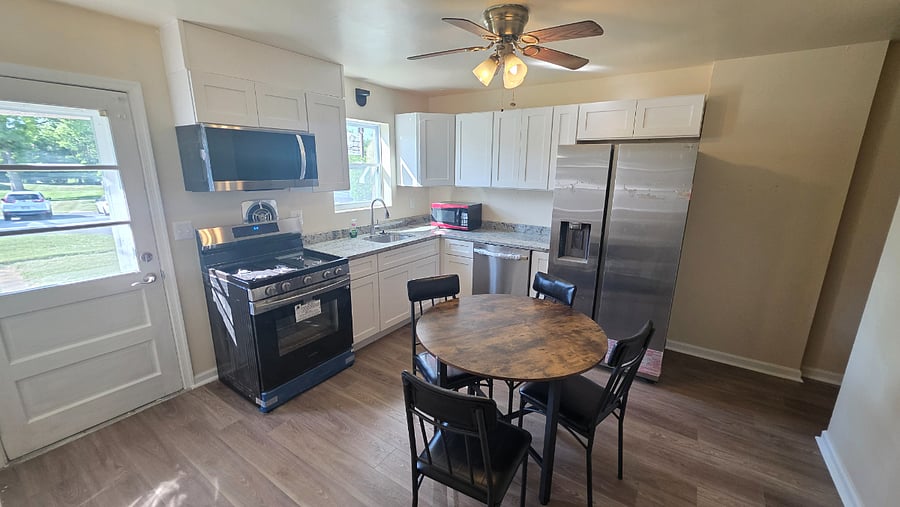 Furnished Finder property 899209_1 photo 5