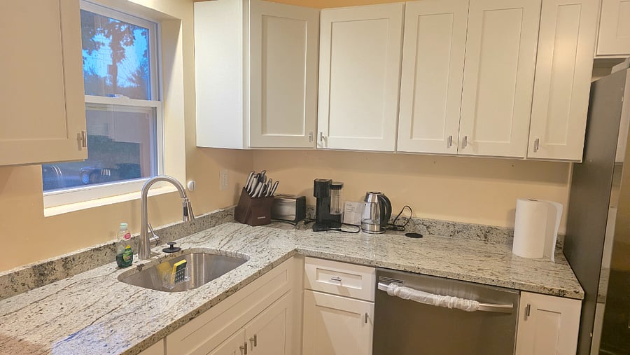 Furnished Finder property 899209_1 photo 9