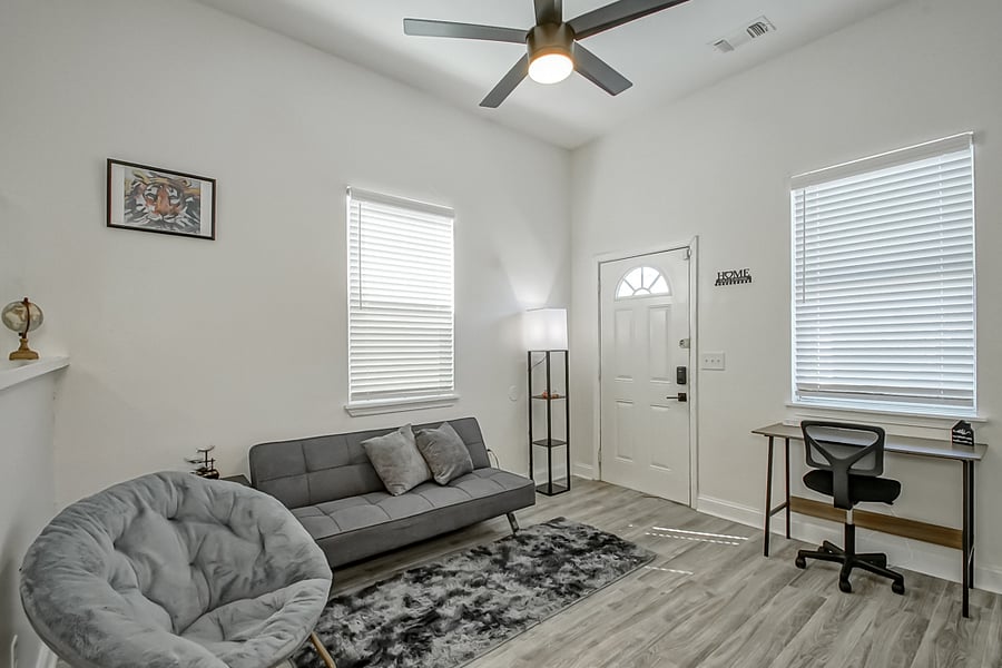 Furnished Finder property 899213_1 photo 8