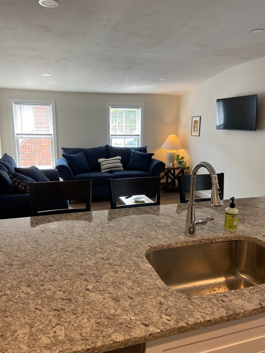 Furnished Finder property 899225_1 photo 3
