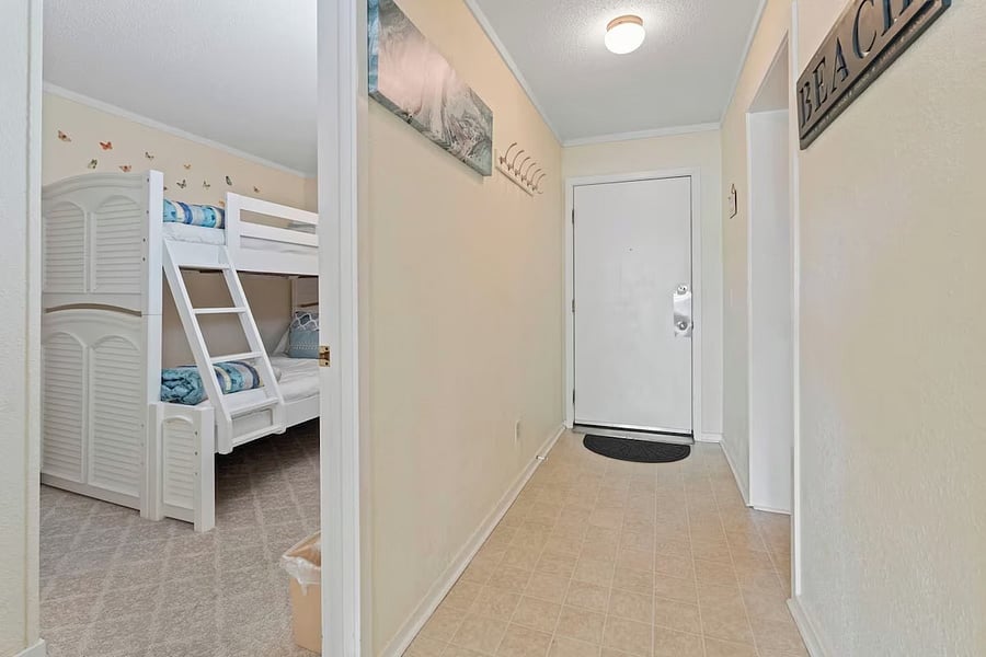 Furnished Finder property 899228_1 photo 28
