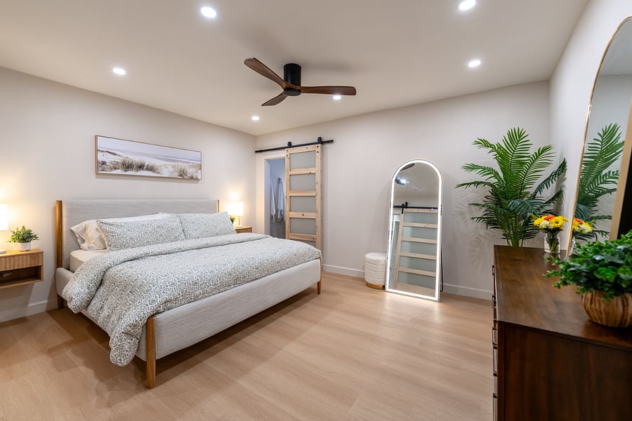 King Size Bed - Primary Bedroom