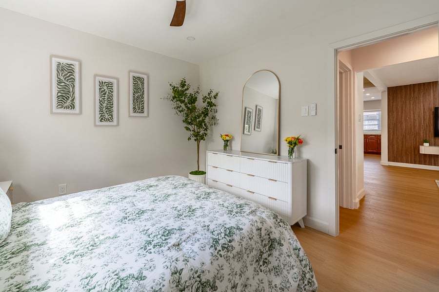 Queen Size Bed - #2 Bedroom
