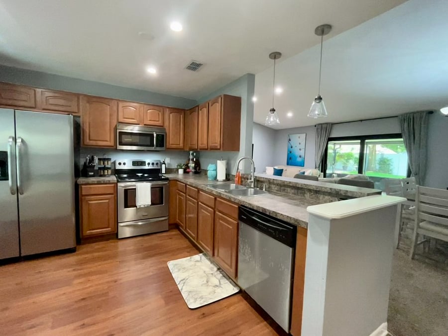 Furnished Finder property 899296_1 photo 4