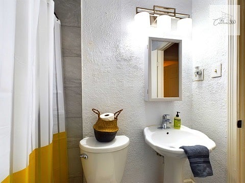 Furnished Finder property 899298_1 photo 3