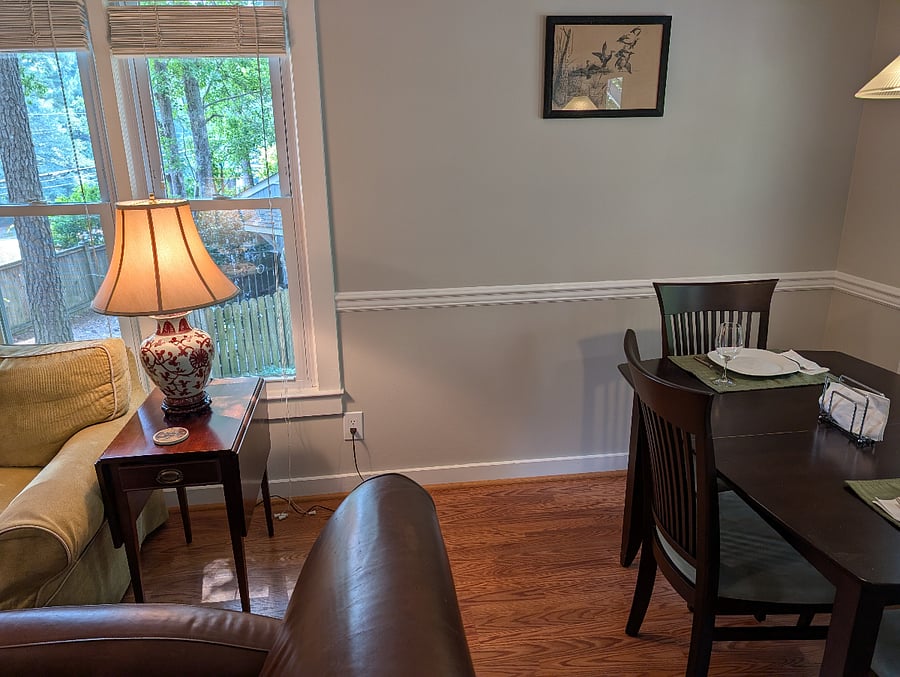 Living/Dining Area