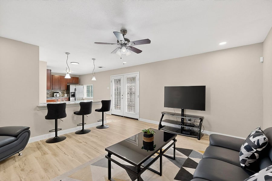 Furnished Finder property 899321_1 photo 9