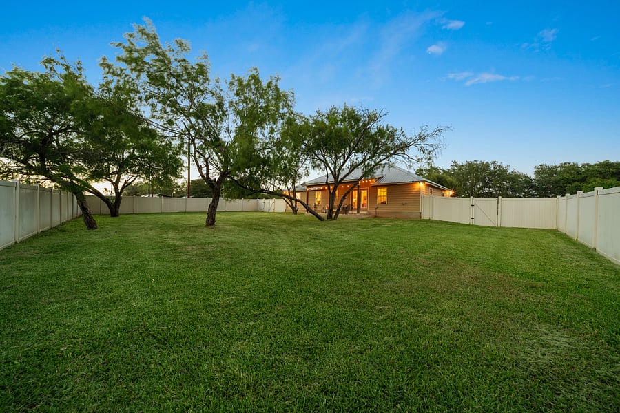 Furnished Finder property 899328_1 photo 24