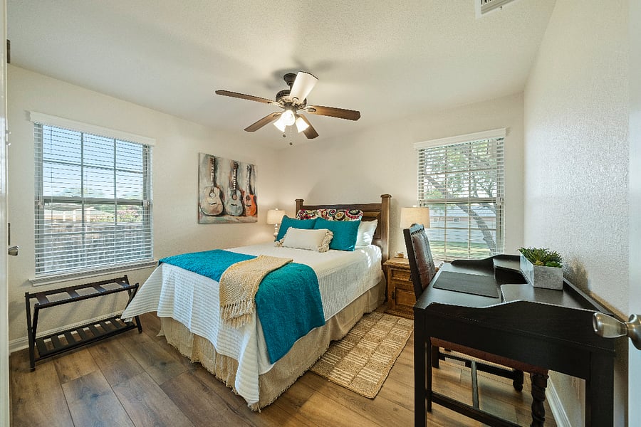 Furnished Finder property 899328_1 photo 15