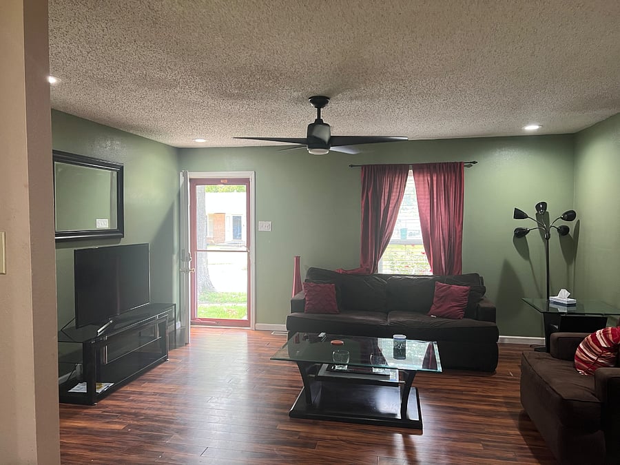 Furnished Finder property 899329_1 photo 3