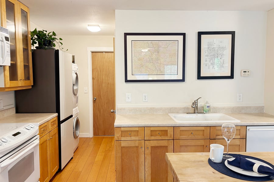 Furnished Finder property 899331_1 photo 7