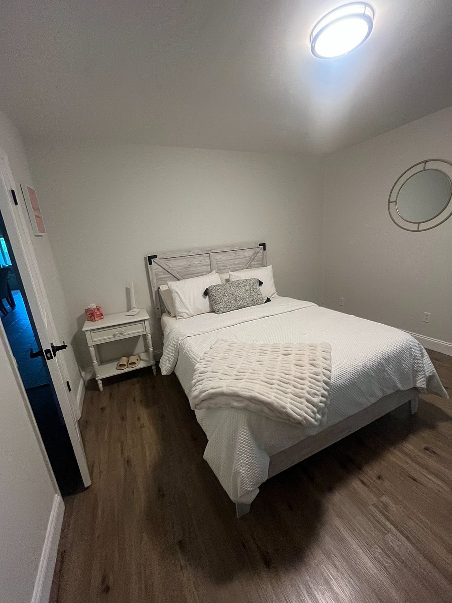Furnished Finder property 899332_1 photo 3