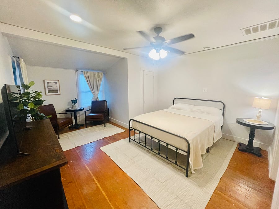 Furnished Finder property 899334_1 photo 3