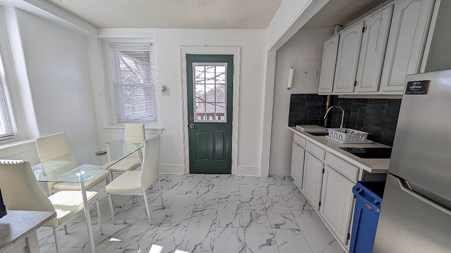 Furnished Finder property 899372_1 photo 17