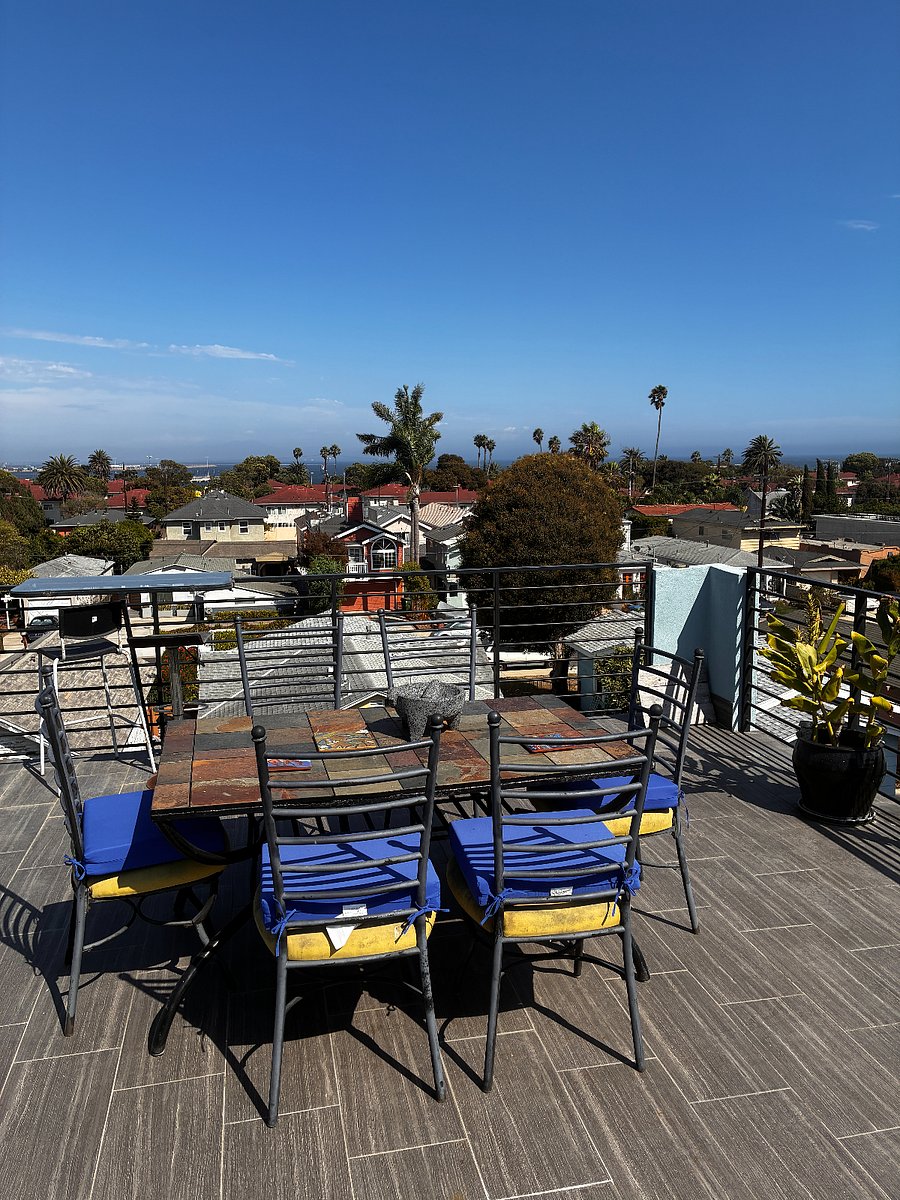 Roof top barbecue area