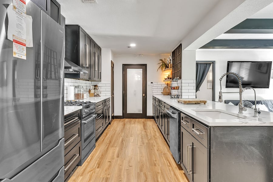 Modern, fully equipped kitchen for home-cooked meals.