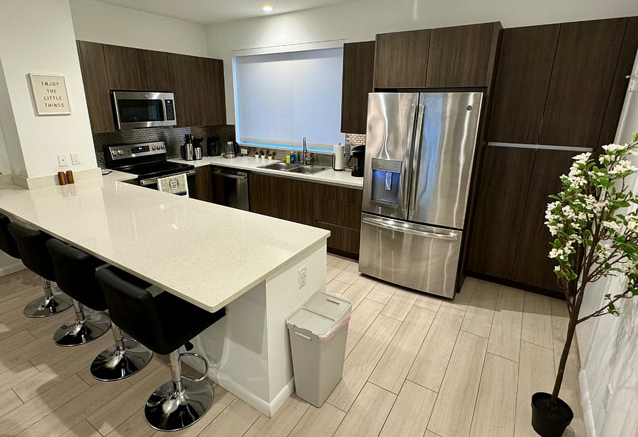 Furnished Finder property 899403_1 photo 4
