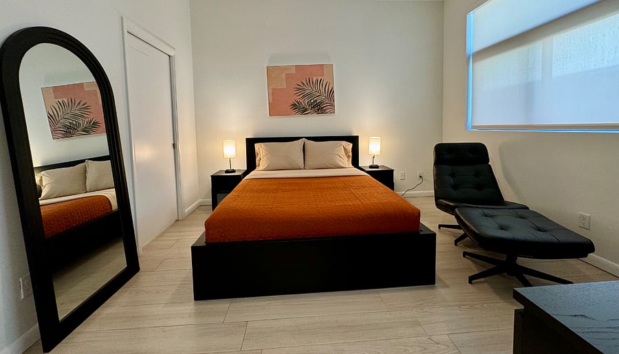 Furnished Finder property 899403_1 photo 11
