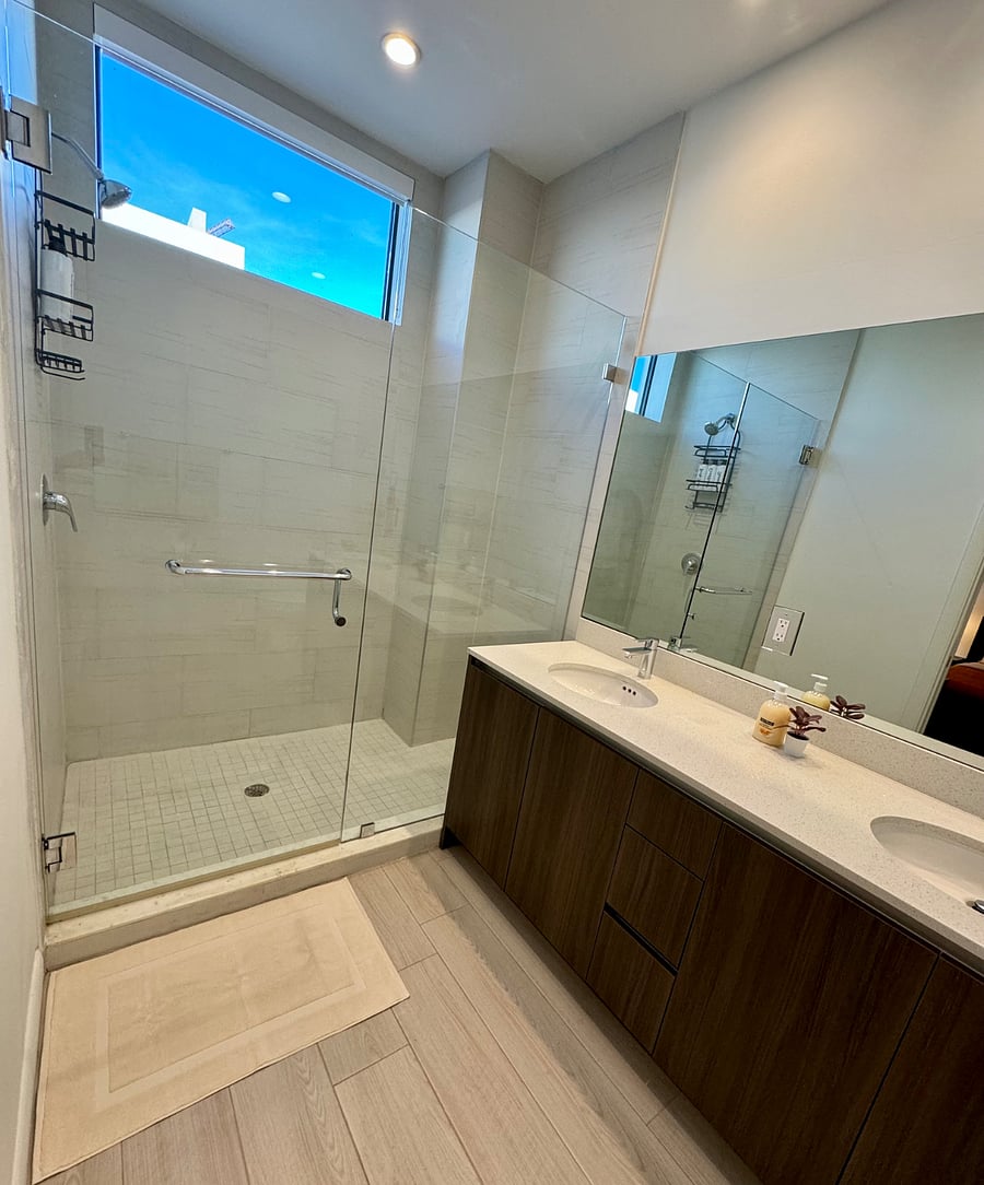 Furnished Finder property 899403_1 photo 18