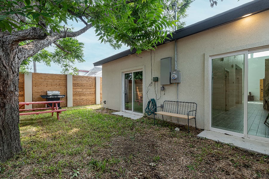 Furnished Finder property 899407_2 photo 11