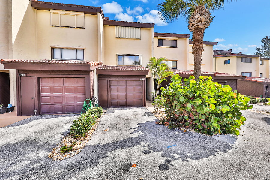 Furnished Finder property 899418_1 photo 8
