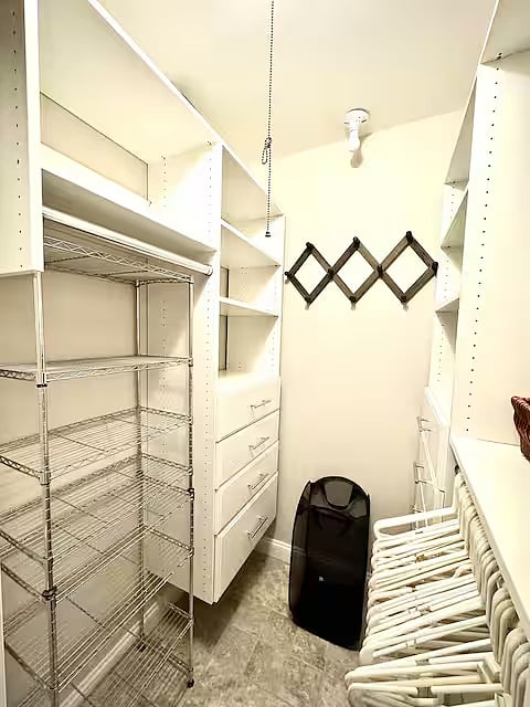 Furnished Finder property 899434_1 photo 17
